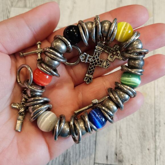 Stretch Bracelet Silver Tone Cross Charms Multicolor Beads Religious Women's - Picture 4 of 7